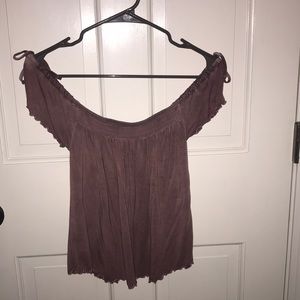 Off the shoulder American Eagle top